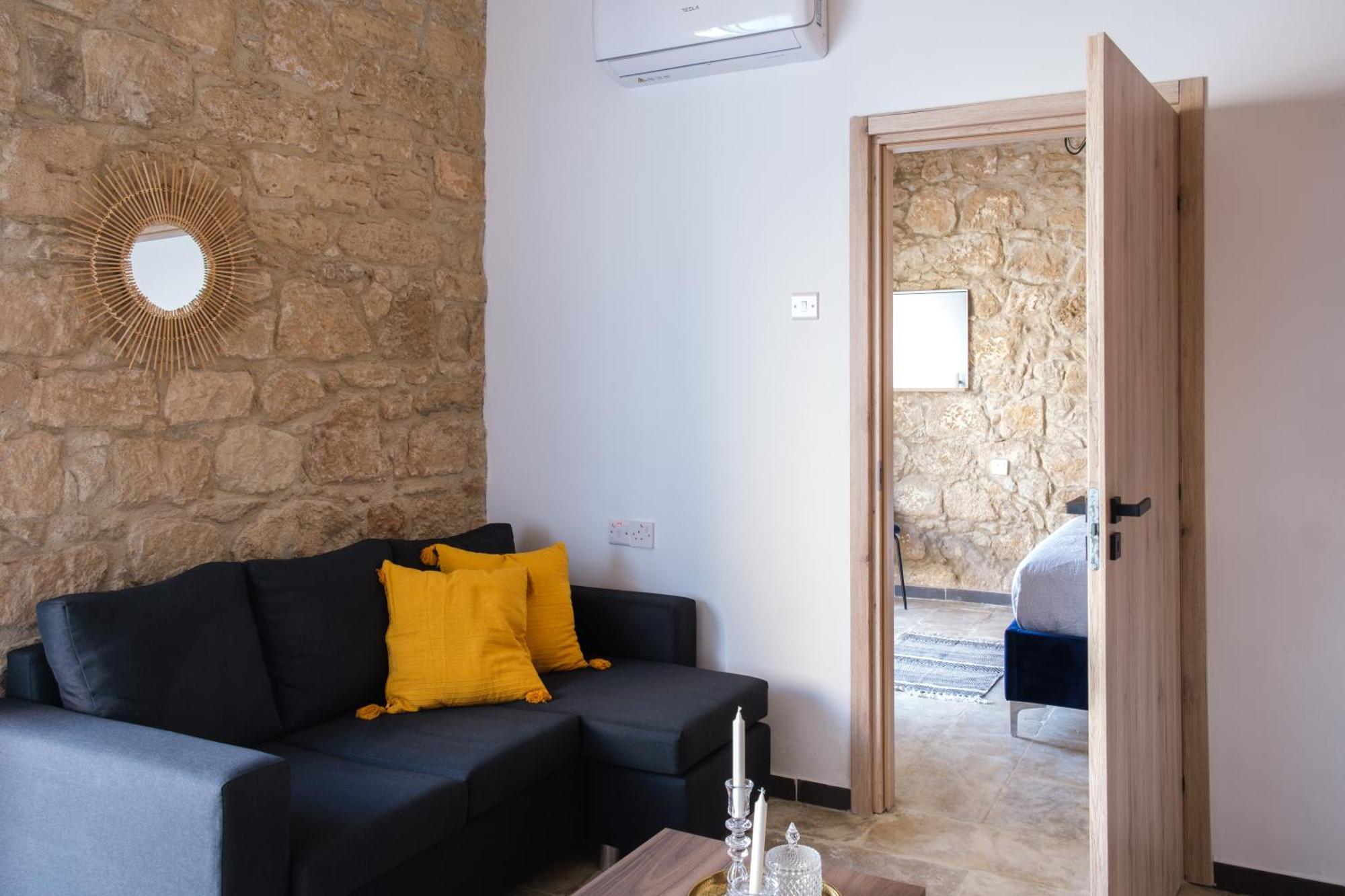 Royal Luxury Homes Apartment *